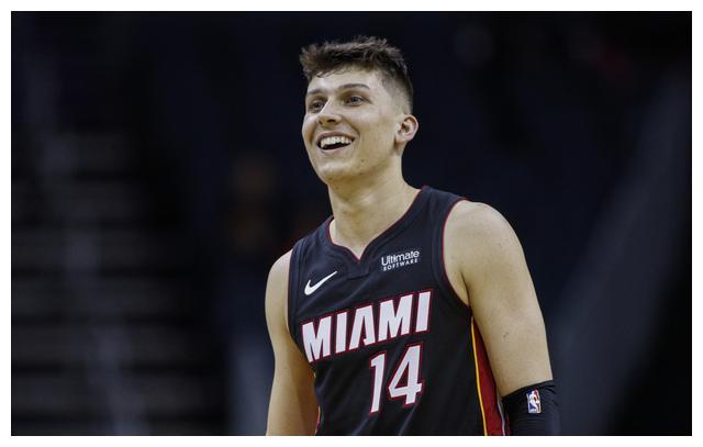 时加强控球 时加强控球