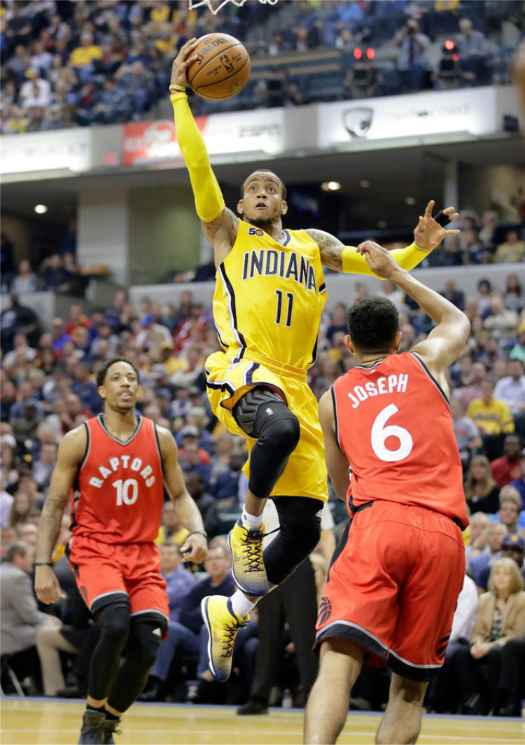 队主场告别 队主场告别