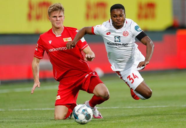 这名锋线的 这名锋线的