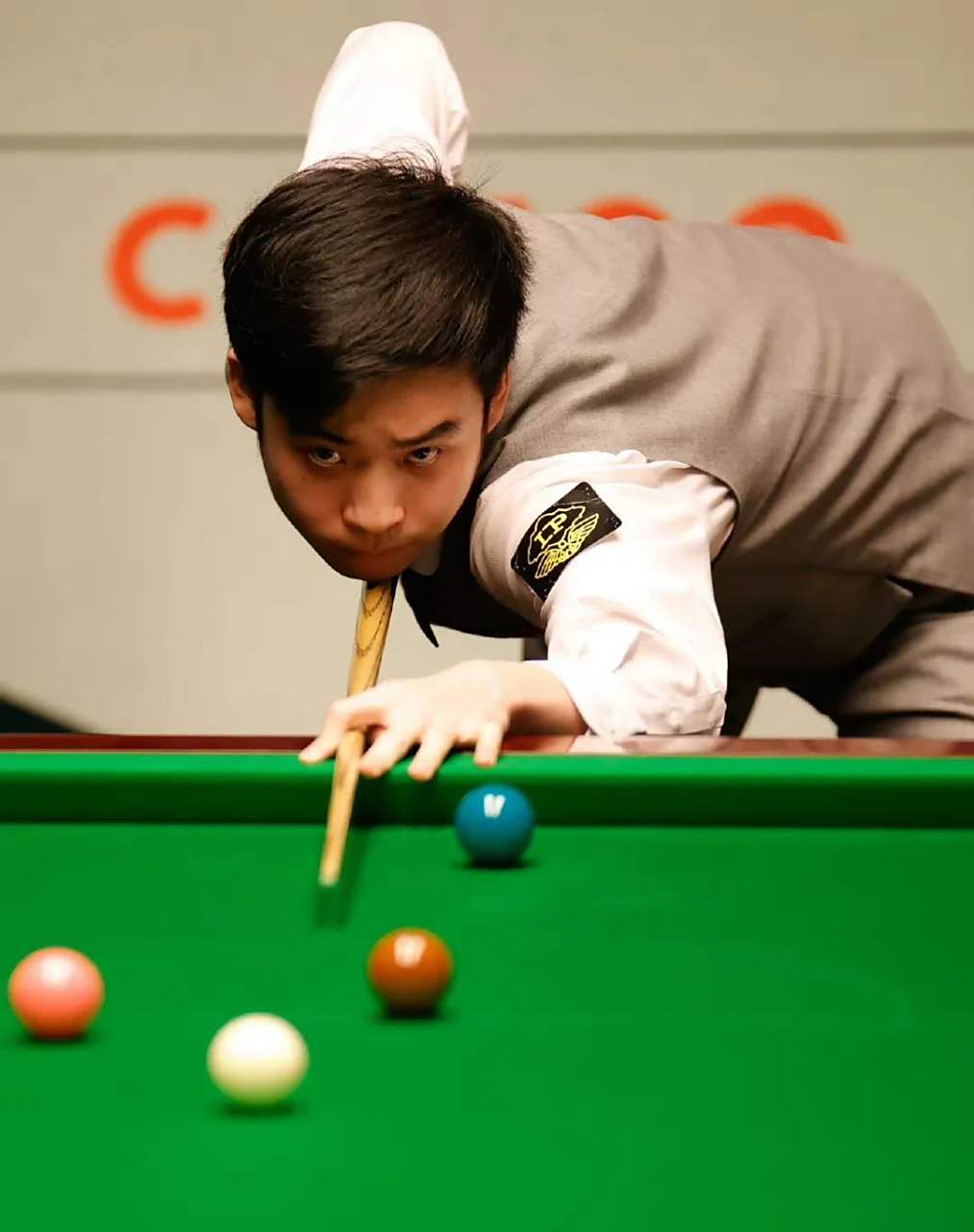 边路传中创 边路传中创