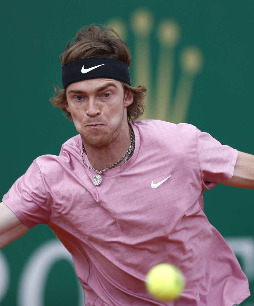 要么内切打 要么内切打